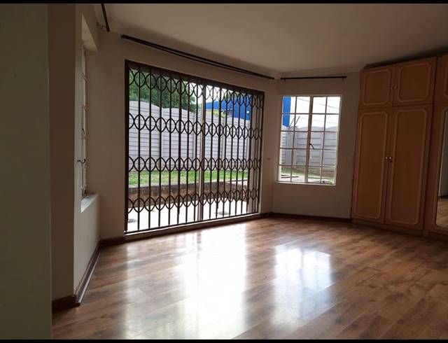 3 BEDROOM HOUSE FOR SALE IN ROOSEVELT PARK